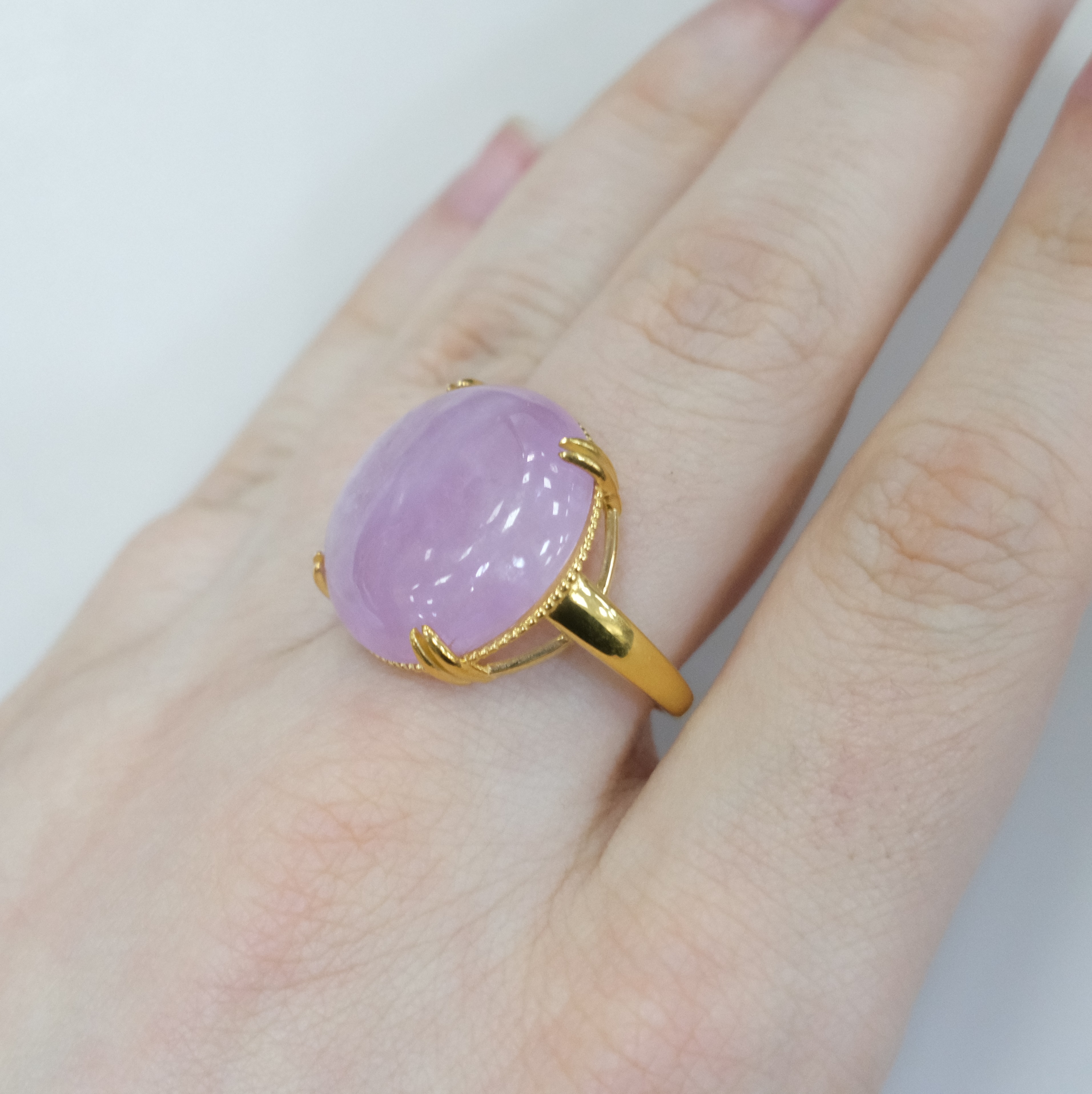 Серебряное кольцо с кунцитом
